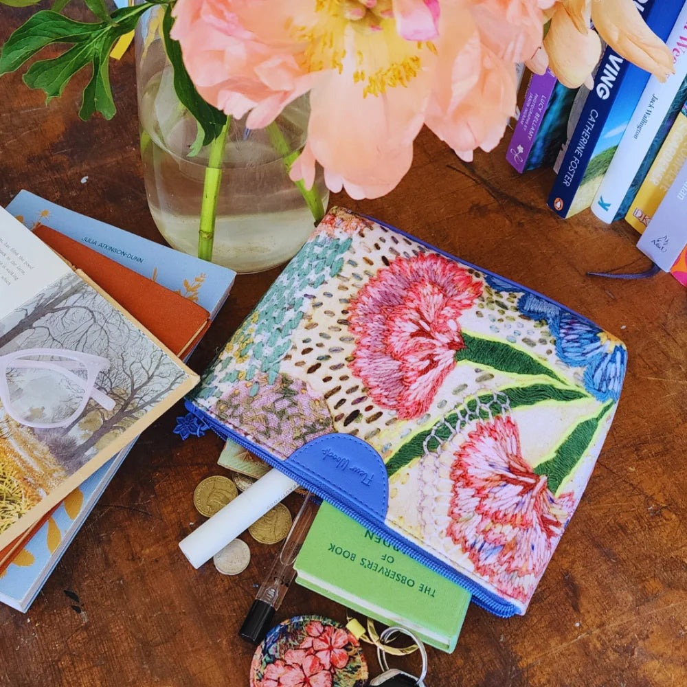 Fleur Woods - Makeup pouch