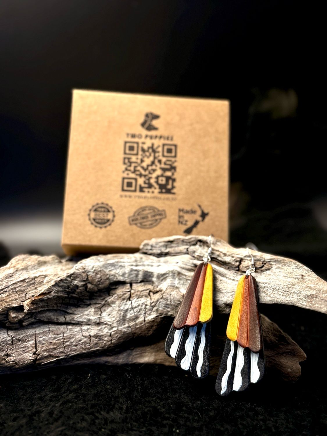 Fantail/Piwakawaka Leather Earings
