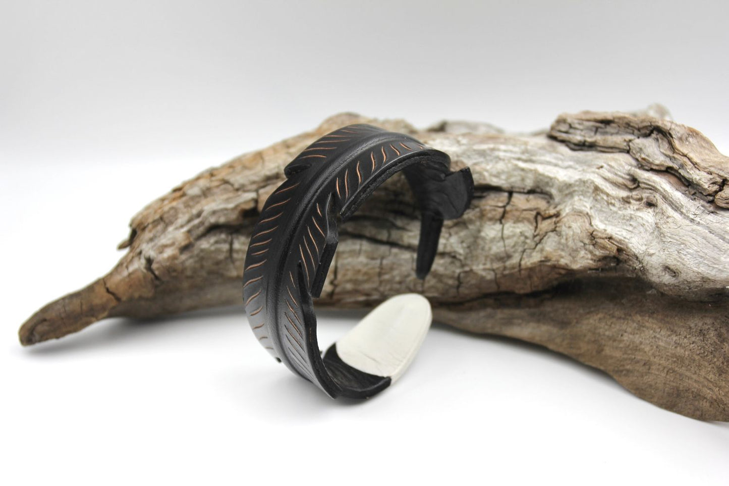 Huia Dawn Leather Cuff
