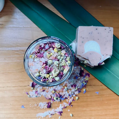 Relaxing Bath Soak - Rose Geranium & Lavender